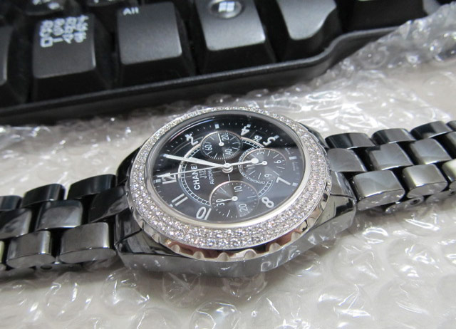 シャネル J12 H1009ダイヤベゼルの買取