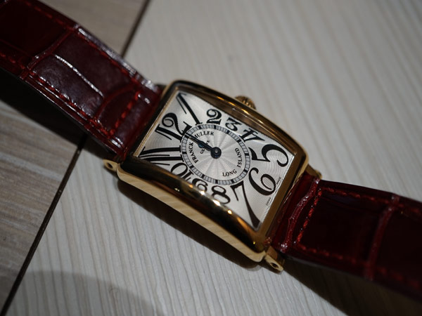 毎週水曜日はお休みです。フランクミュラーの買取!