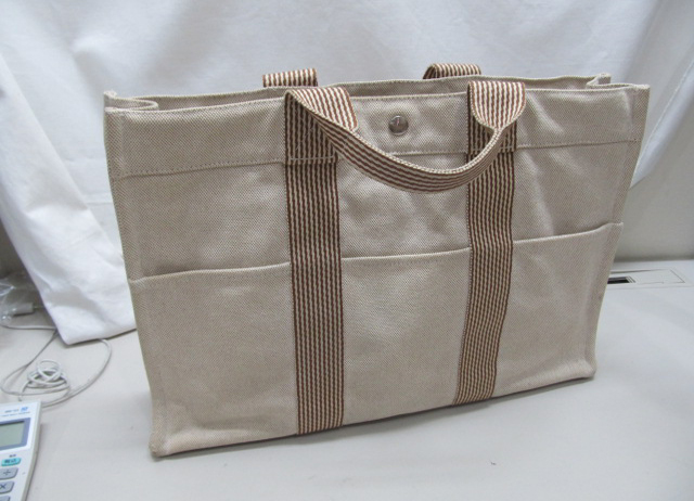 毎週水曜日はお休みです