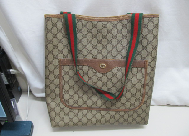 20年くらい前のヴィトン シャネル グッチ等眠っていませんか?