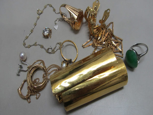 金・貴金属・金歯・ダイヤ・宝石の買取