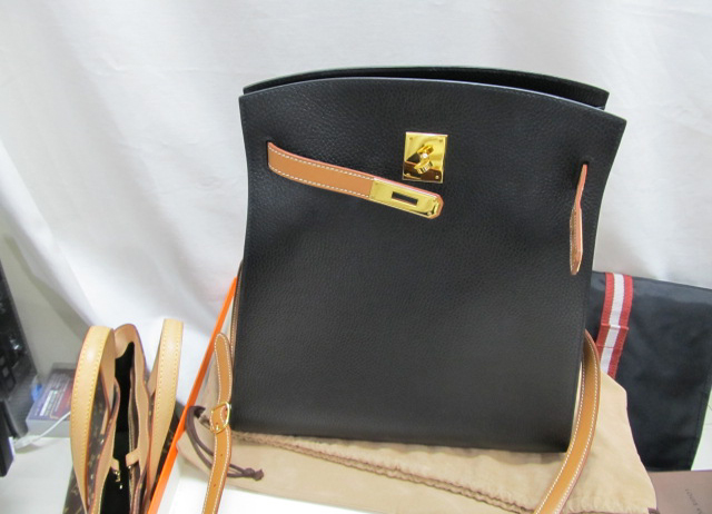 エルメスケリースポーツ ブランド品の買取り