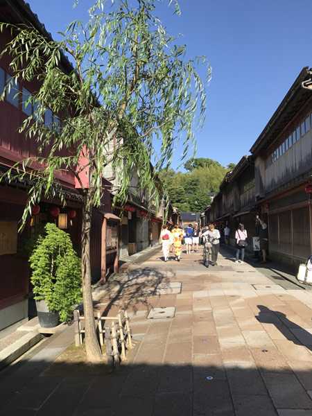 6月もよろしくお願い致します。