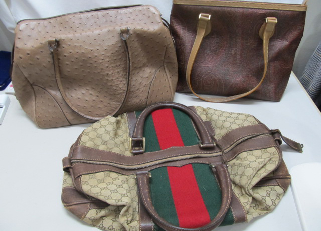 雨の中ありがとうございます。