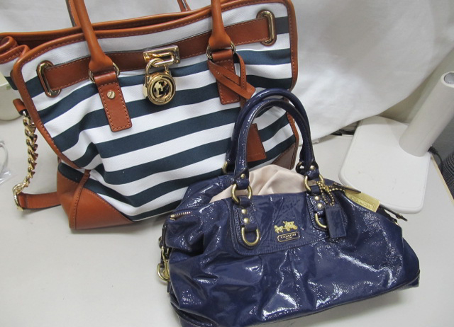 コーチのバッグ大募集中!です