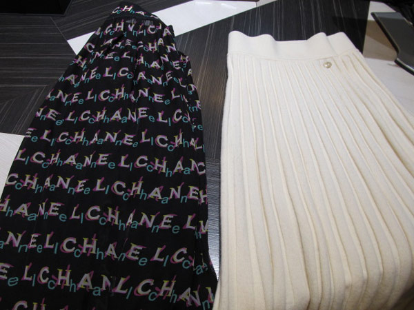 シャネルからユニクロまでアパレル買取!!