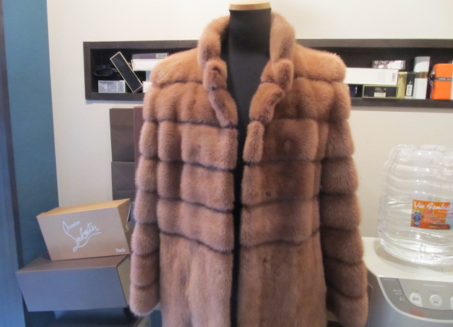 フェンディミンクの買取3月31日まで決算10%UP中