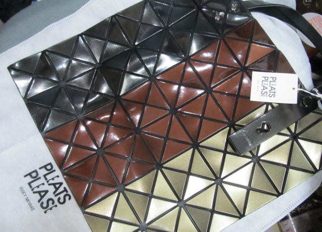 ブランドアパレルイッセイミヤケプリーツの買取