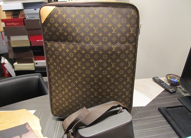 ブランド品ヴィトンキャリーバッグの買取