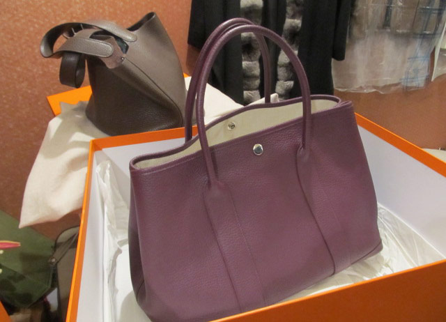 毎週水曜日はお休みです。