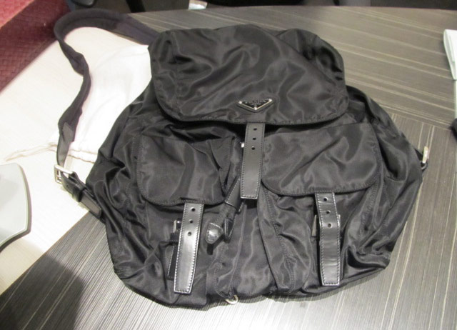 プラダリュックの買取