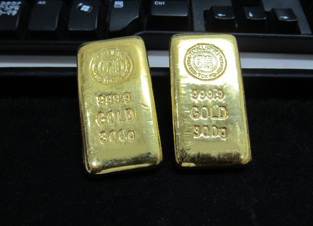 毎週水曜日はお休みです。金 貴金属の買取