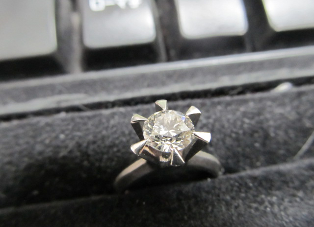 1ctダイヤリングの買取