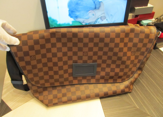 ブランド品、ヴィトンスプリンターの買取