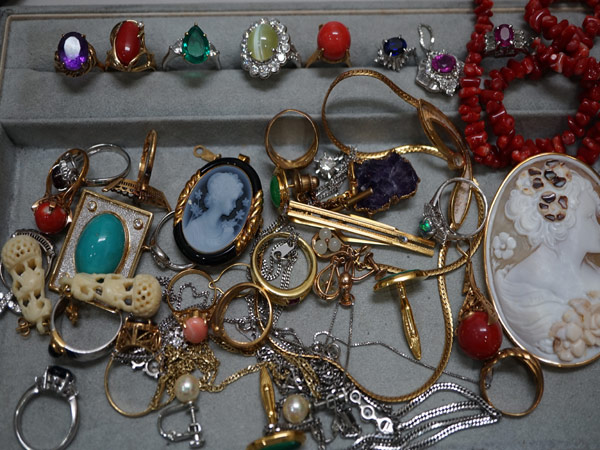 金、貴金属、宝石買取